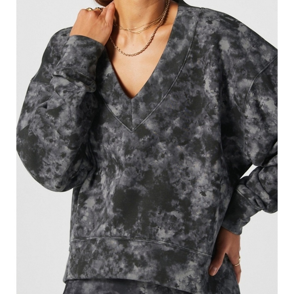 Fabletics Cozy‎ Fleece V-Neck Sweatshirt Size XXL/1X